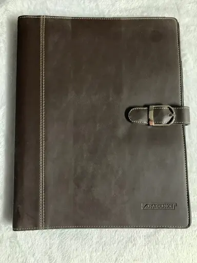 2025年仿皮封面週度行事曆